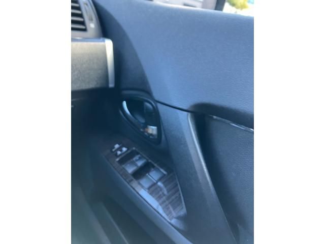 TOYOTA AVENSISWAGON 2012