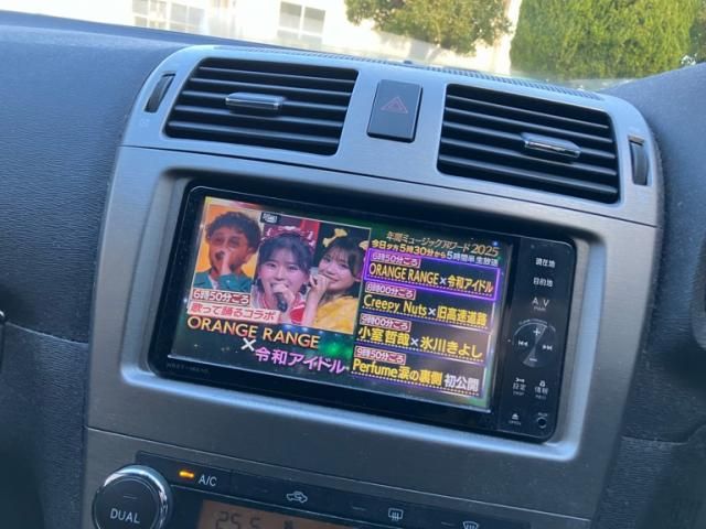 TOYOTA AVENSISWAGON 2012