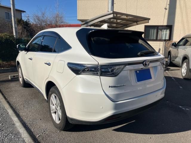 TOYOTA HARRIER 2WD 2015