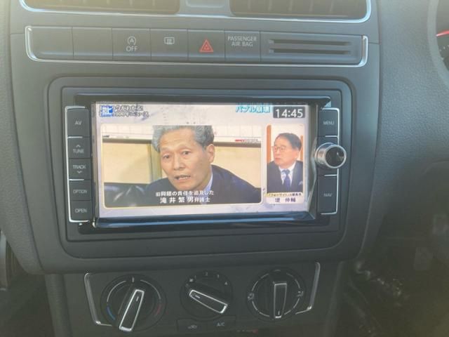 VOLKSWAGEN VOLKSWAGEN POLO 2016