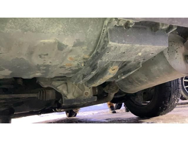 TOYOTA NOAH 4WD 2011