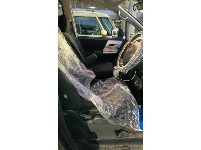 TOYOTA NOAH 4WD 2011