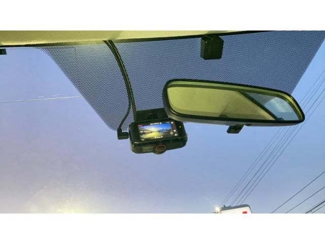 TOYOTA NOAH 4WD 2011