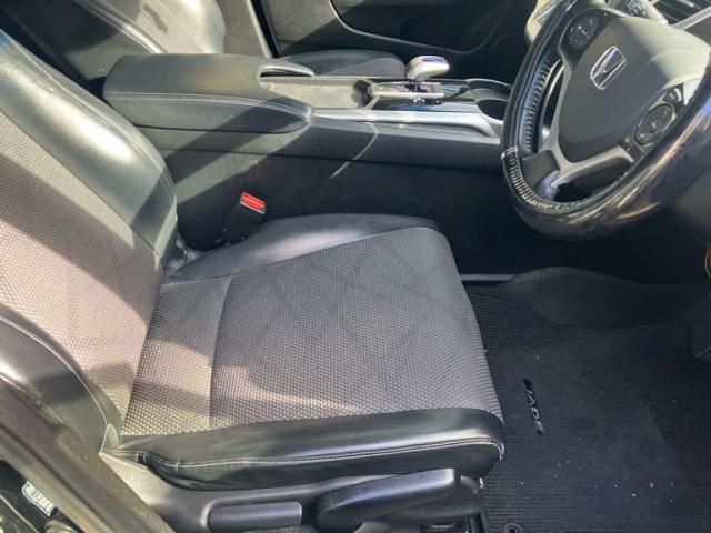 HONDA JADE HYBRID 2015