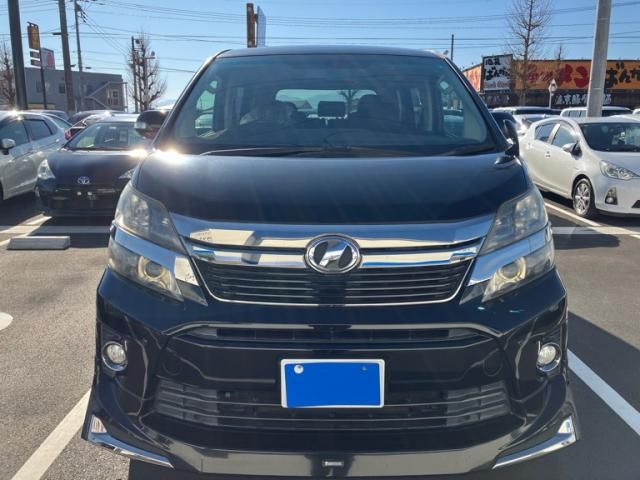 TOYOTA VELLFIRE 2013