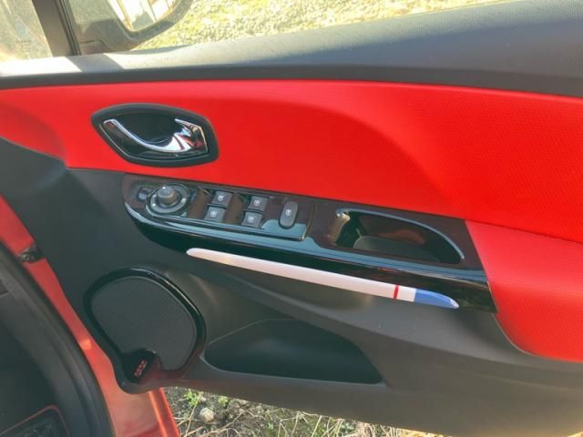 RENAULT RENAULT LUTECIA 2014