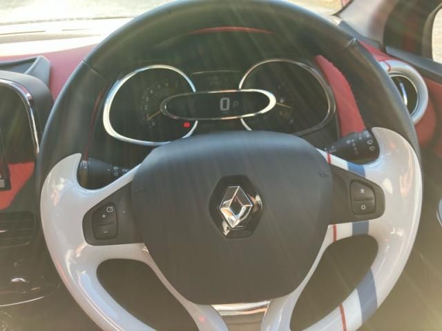 RENAULT RENAULT LUTECIA 2014