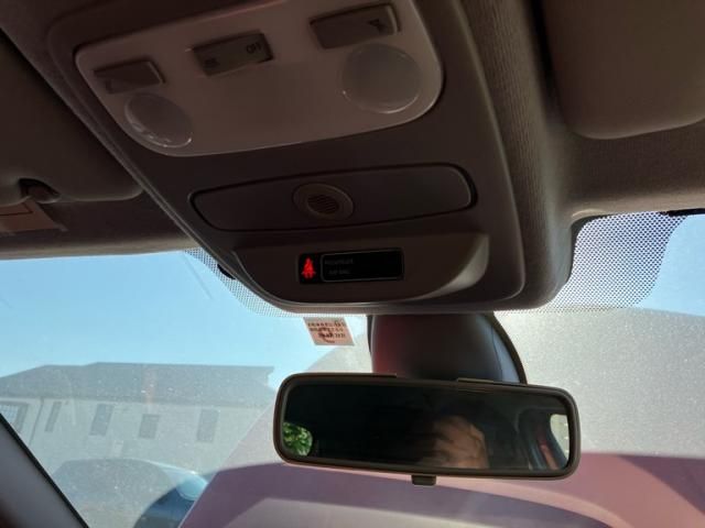 RENAULT RENAULT LUTECIA 2014