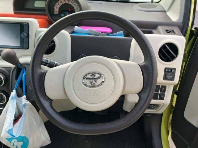 TOYOTA SPADE 2014