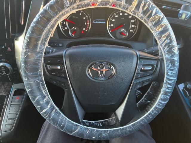 TOYOTA ALPHARD 2022