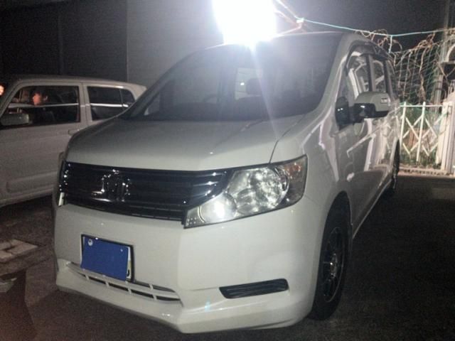 HONDA STEPWAGON 2011
