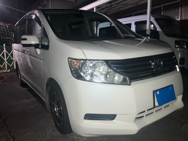 HONDA STEPWAGON 2011