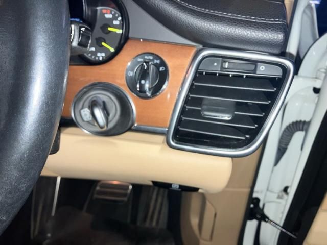 PORSCHE PORSCHE PANAMERA 2015