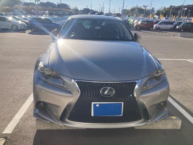 TOYOTA LEXUS IS300h 2013