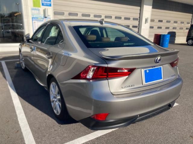 TOYOTA LEXUS IS300h 2013