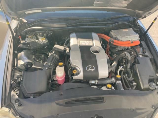 TOYOTA LEXUS IS300h 2013