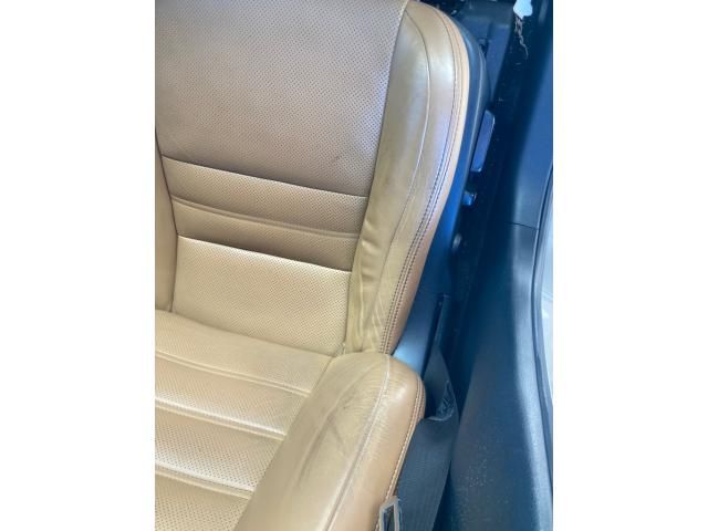 TOYOTA LEXUS IS300h 2013