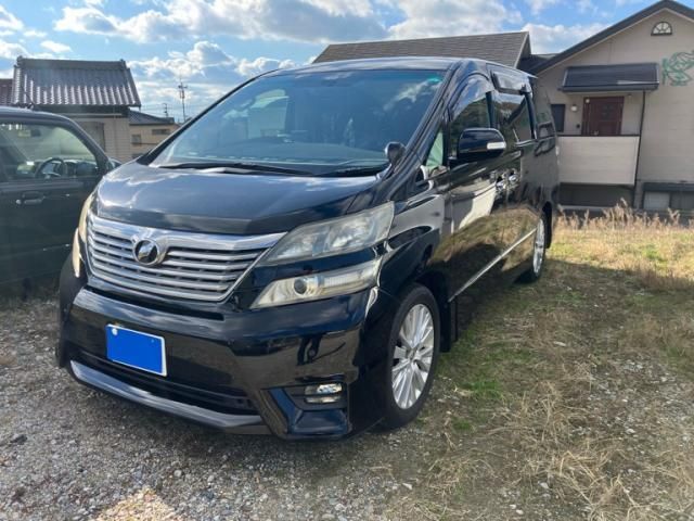 TOYOTA VELLFIRE 2011