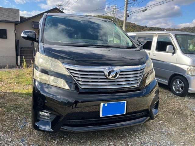 TOYOTA VELLFIRE 2011