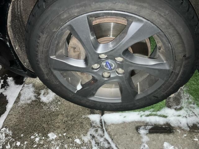 VOLVO VOLVO V40 CROSS COUNTRY 2013