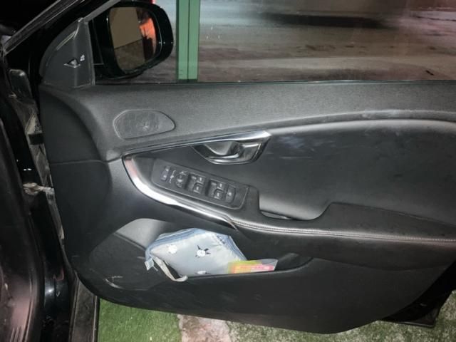 VOLVO VOLVO V40 CROSS COUNTRY 2013