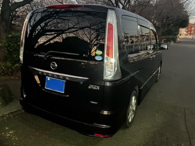 NISSAN SERENA  WG 2011