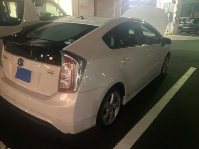 TOYOTA PRIUS 2013