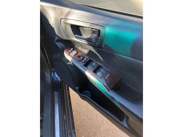 TOYOTA CAMRY HYBRID 2013