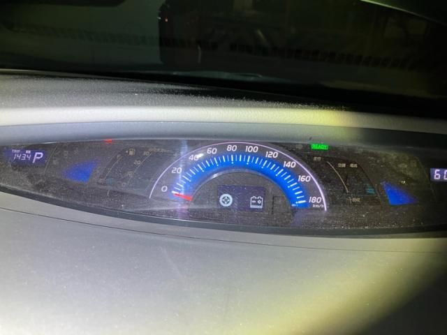 TOYOTA ESTIMA HYBRID 4WD 2009