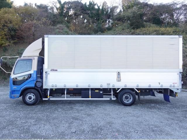 MITSUBISHI FUSOU FIGHTER 2011