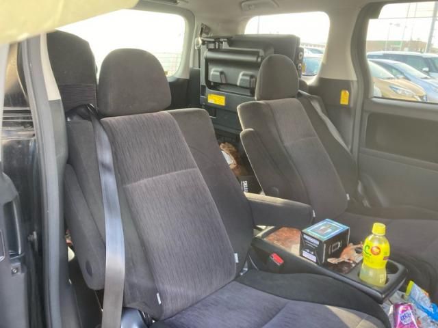 TOYOTA VELLFIRE 4WD 2012