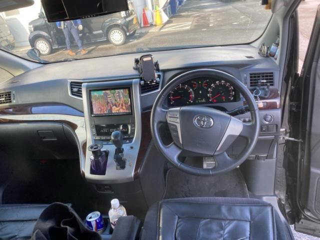 TOYOTA VELLFIRE 4WD 2012