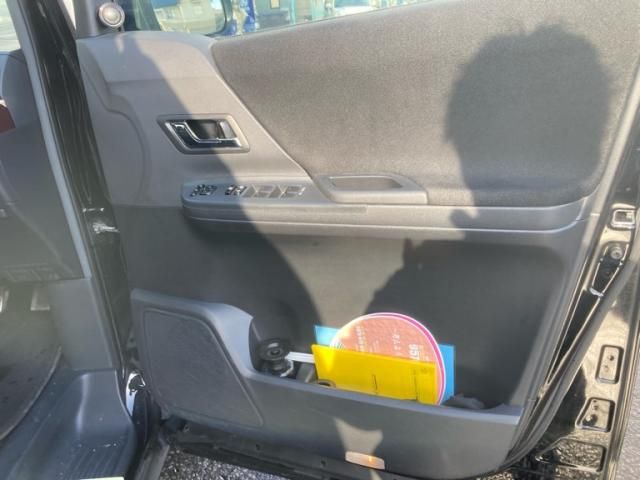 TOYOTA VELLFIRE 4WD 2012