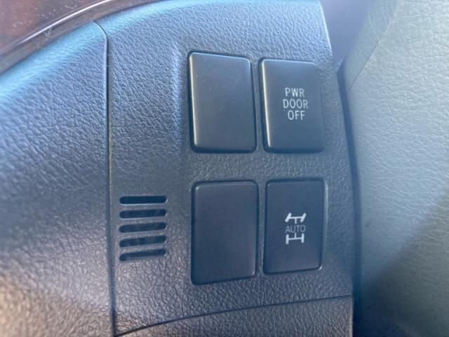 TOYOTA VELLFIRE 4WD 2012