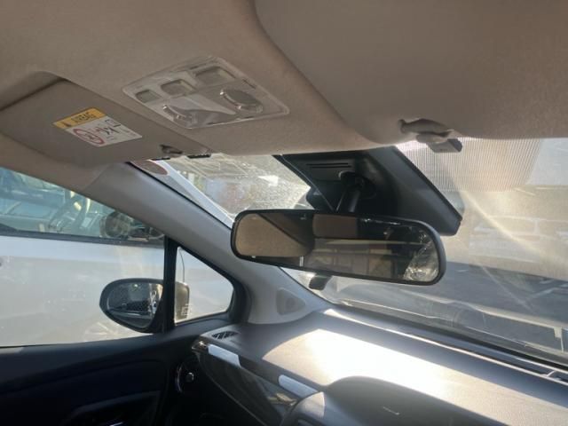 TOYOTA VITZ HYBRID 2018