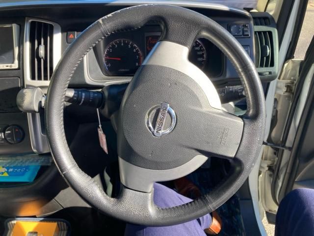 NISSAN SERENA  WG 2009