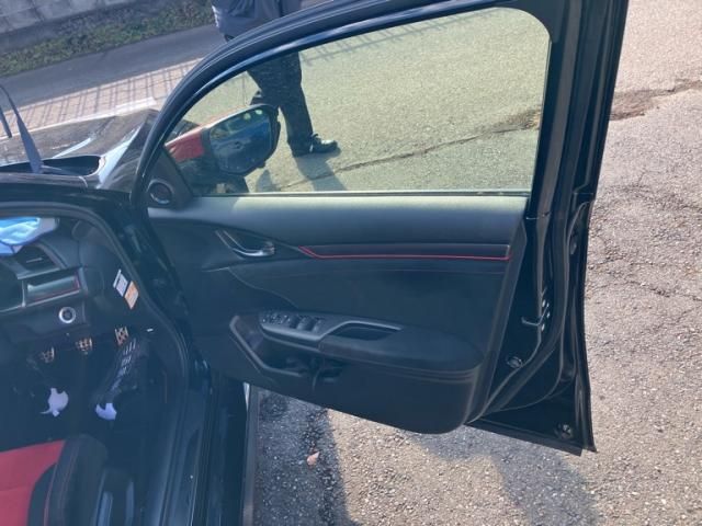 HONDA CIVIC hatchback 2019