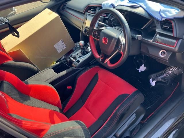 HONDA CIVIC hatchback 2019