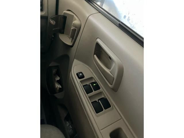 MITSUBISHI eK WAGON 2006