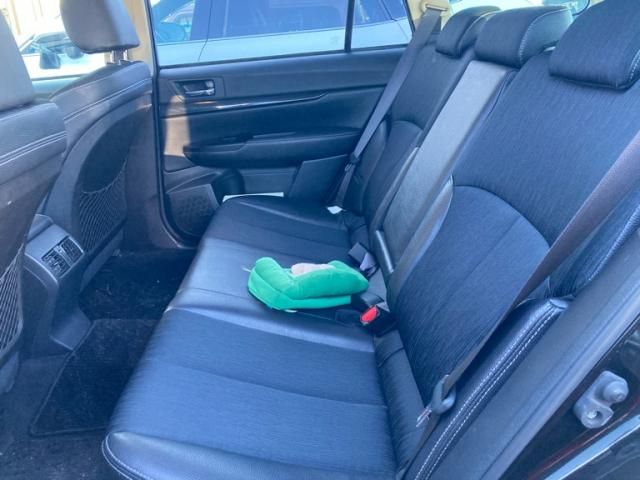 SUBARU LEGACY OUTBACK 2011