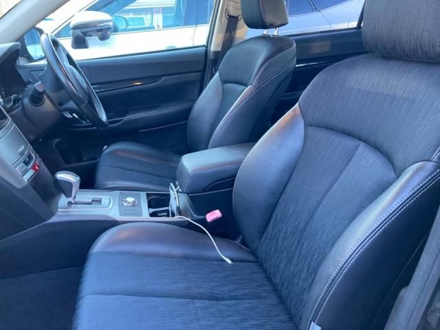 SUBARU LEGACY OUTBACK 2011