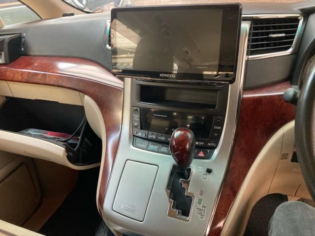 TOYOTA VELLFIRE 4WD 2009