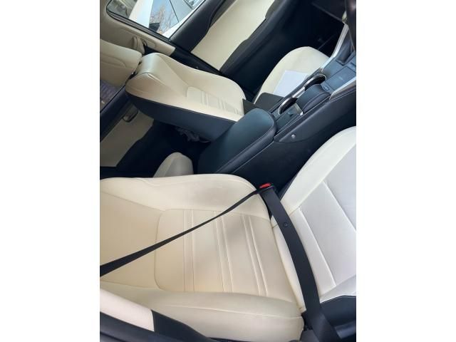 TOYOTA LEXUS NX300h 2020