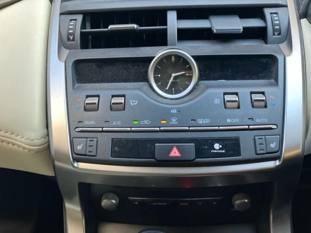 TOYOTA LEXUS NX300h 2020