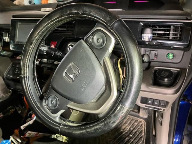 HONDA STEPWAGON 4WD 2016