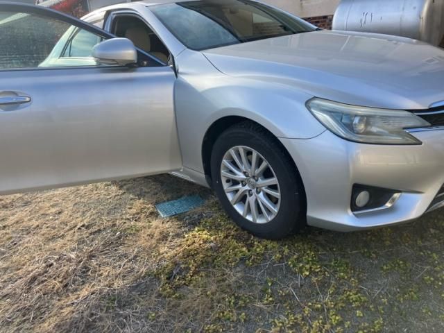 TOYOTA MARK X 2013