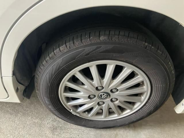 TOYOTA NOAH HYBRID 2014