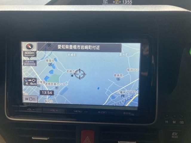 TOYOTA NOAH HYBRID 2014