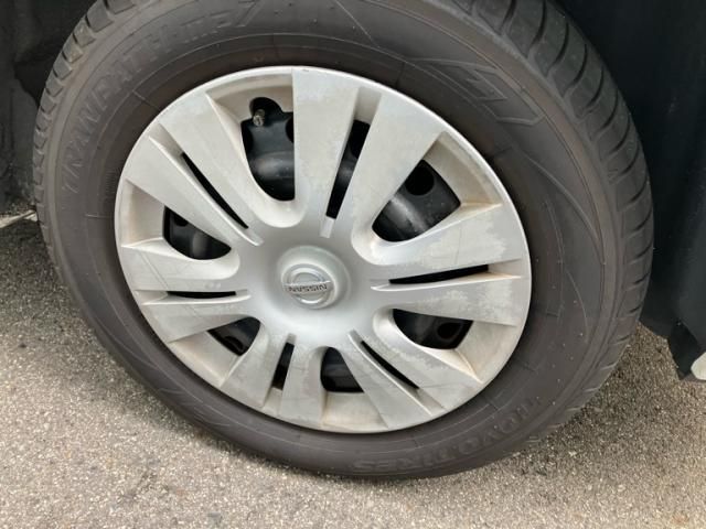 NISSAN SERENA  WG 2010