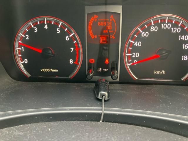 NISSAN SERENA  WG 2010